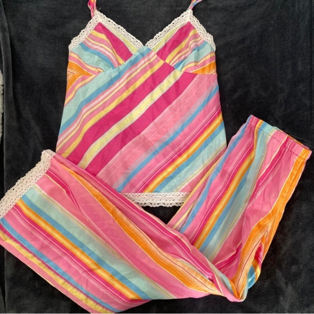 Victoria’s Secret Medium colorful striped pajamas sleepware